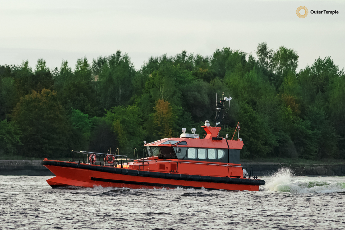 Oliver Powell speaks at the Southampton Boat Show